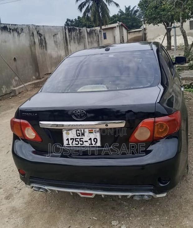 Toyota Corolla 2010 Black