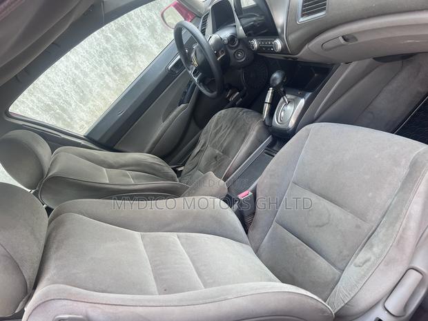 Honda Civic LX Sedan 2010 Red