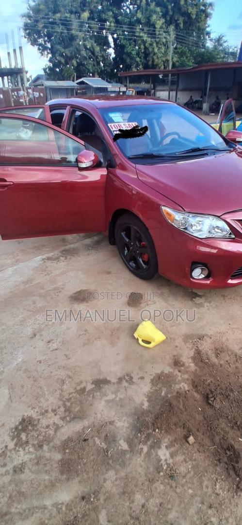 Toyota Corolla L 4-Speed Automatic 2013 Red