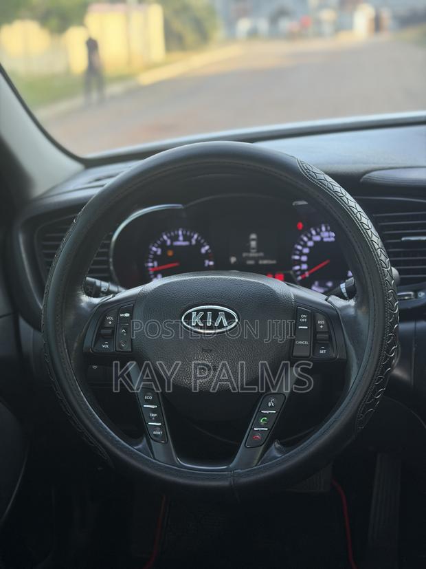 Kia K5 2.0 LPI 2012 White