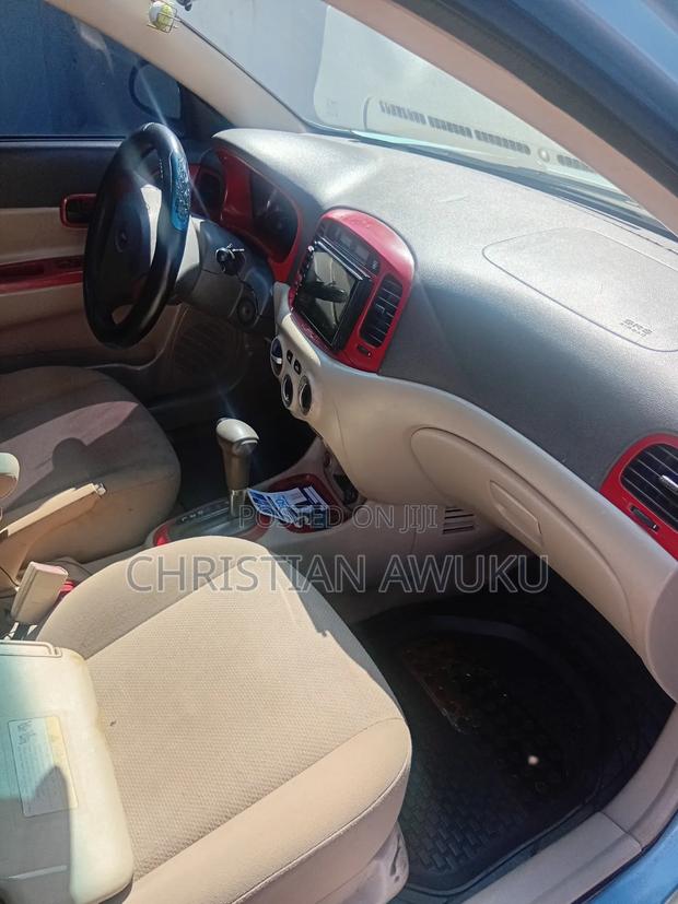 Hyundai Accent 2010 Blue