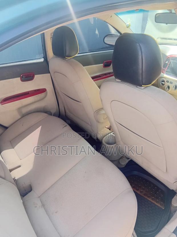 Hyundai Accent 2010 Blue