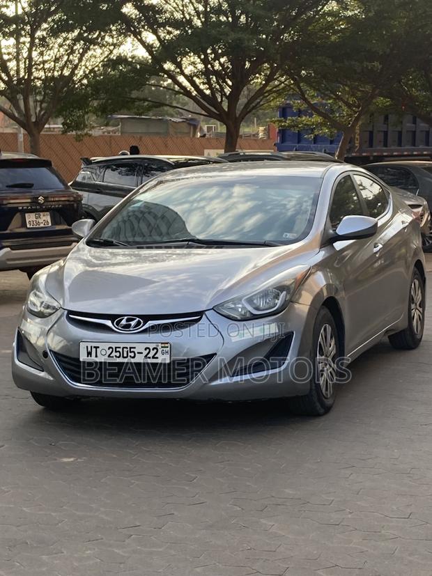 Hyundai Elantra SE Sedan FWD (1.8L 4cyl 6A) 2016 Silver