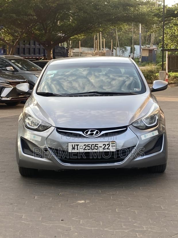 Hyundai Elantra SE Sedan FWD (1.8L 4cyl 6A) 2016 Silver