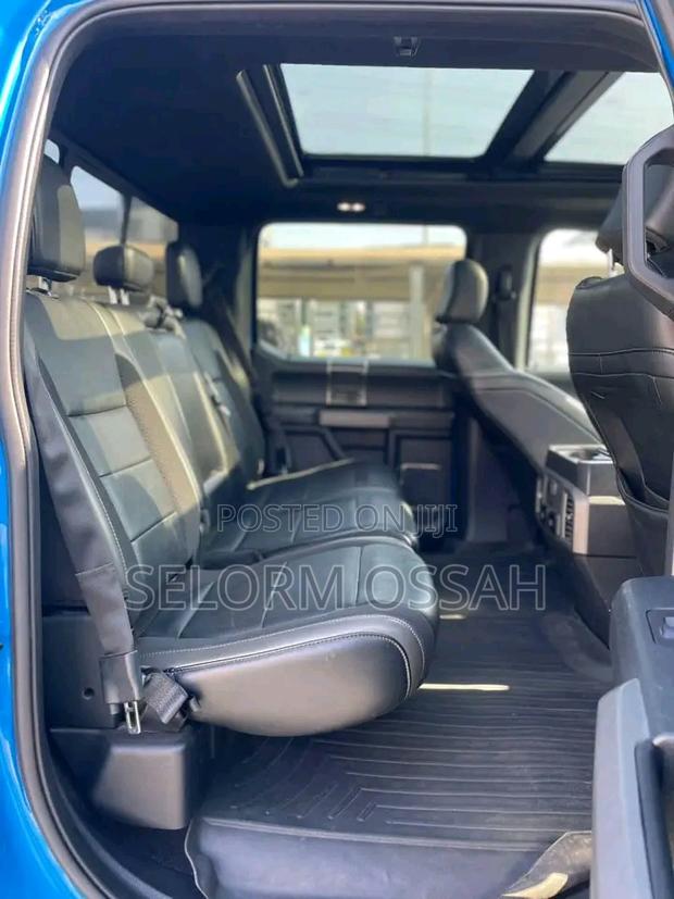 Ford F-150 2020 Blue