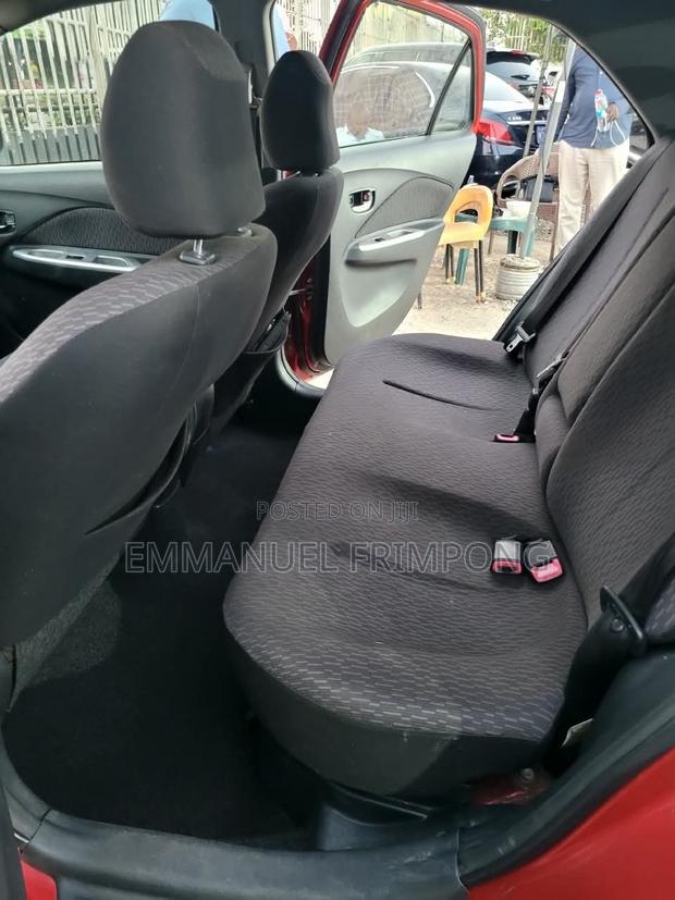 Toyota Yaris 2012 Red