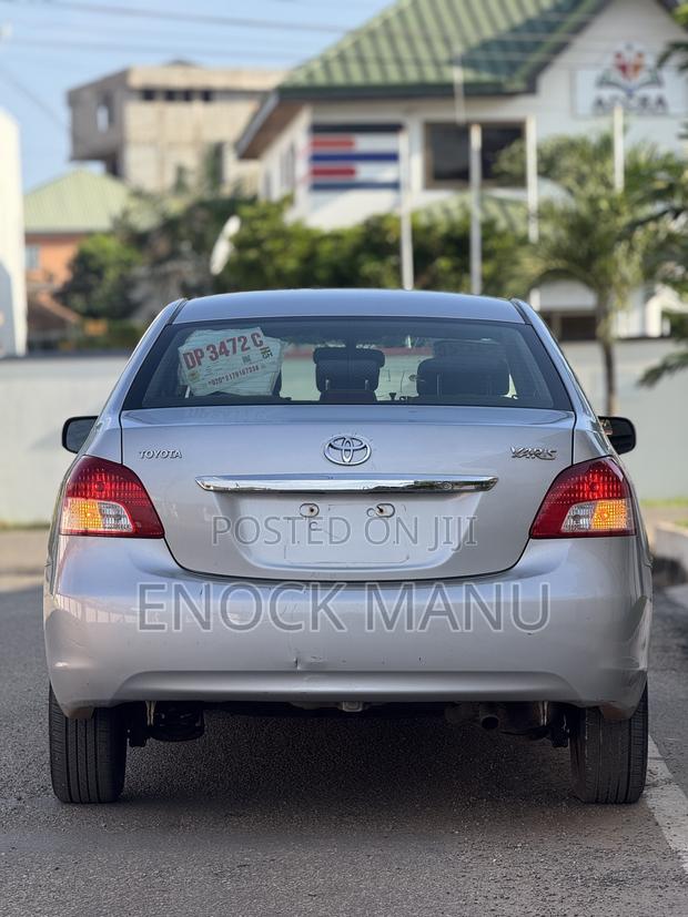 Toyota Yaris 1.5 Automatic 2009 Silver