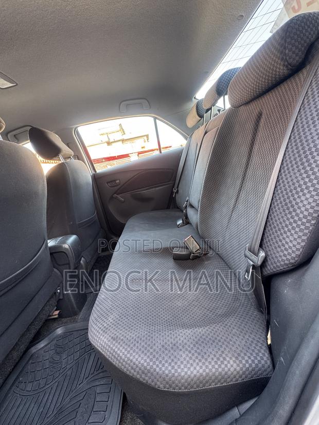 Toyota Yaris 1.5 Automatic 2009 Silver