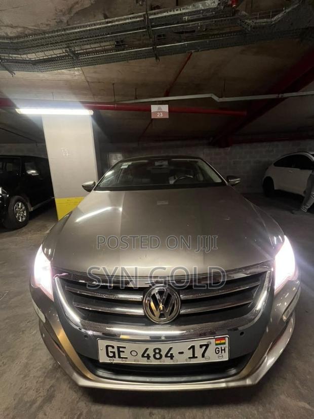 Volkswagen CC 2.0 Luxury 2012 Gray