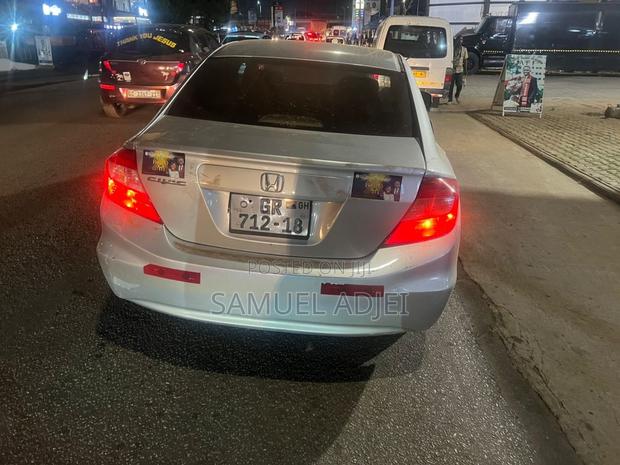 Honda Civic 2012 Silver