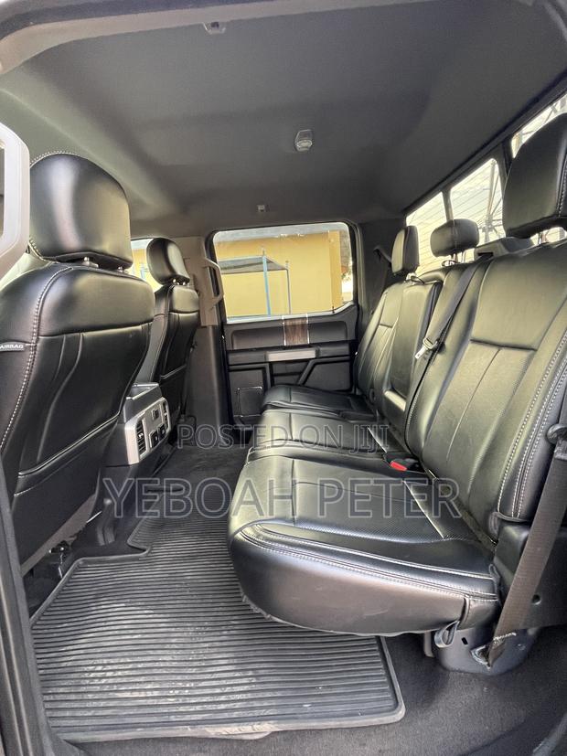 Ford F-150 2018 Blue