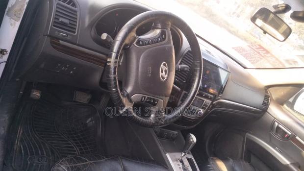 Hyundai Santa Fe 2007 White
