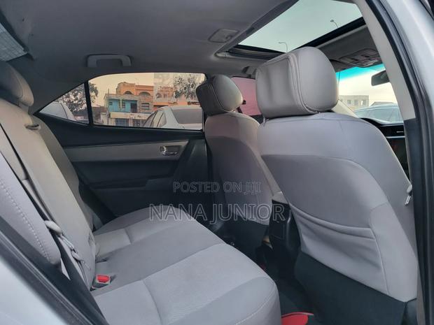 Toyota Corolla 2015 White