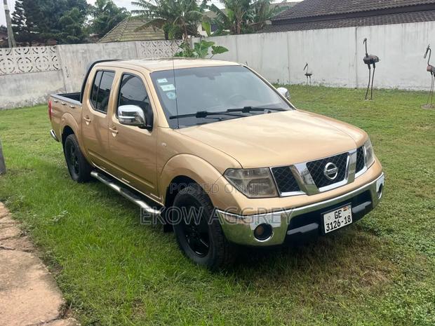 Nissan Navara 2016 Gold