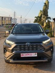 Toyota RAV4 XLE Premium AWD 2024 Gray for sale