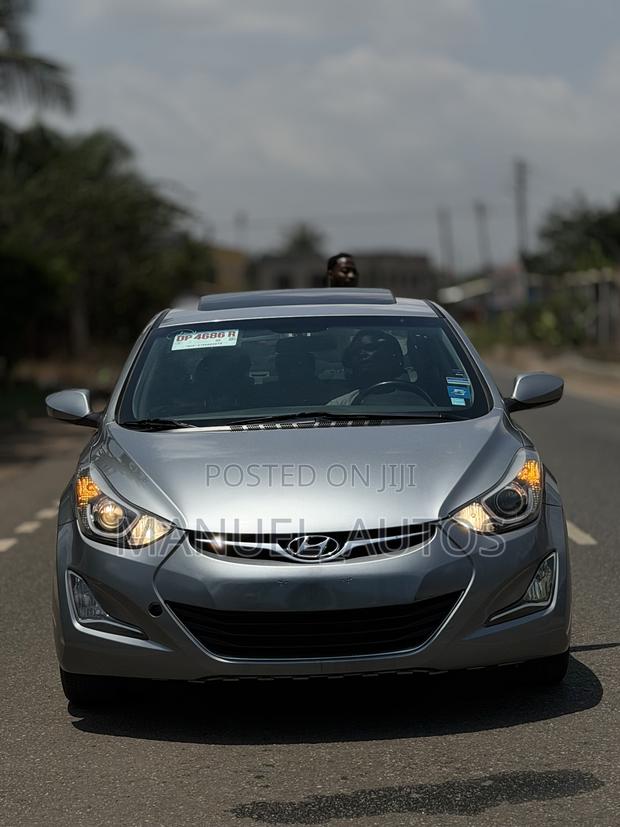 Hyundai Elantra SE Sedan FWD (1.8L 4cyl 6A) 2016 Gray
