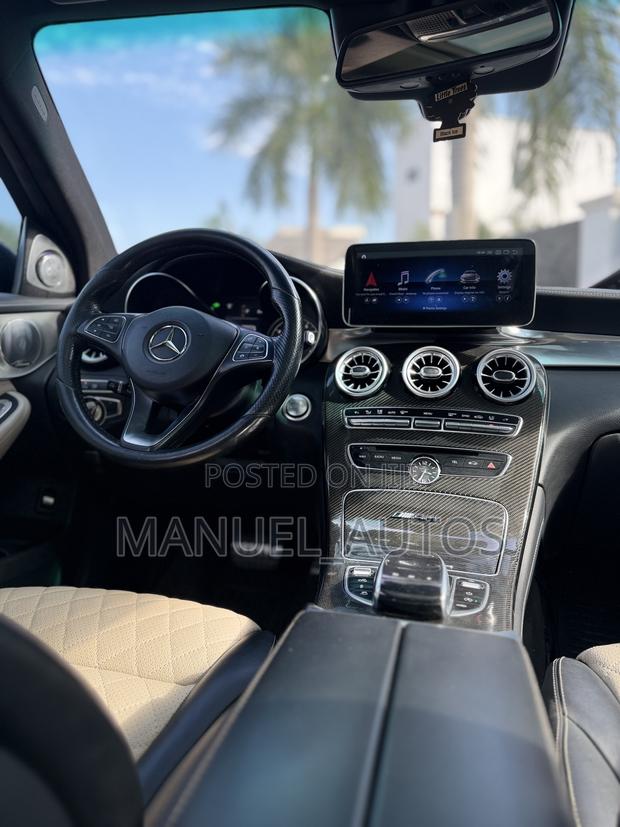 Mercedes-Benz GLC-Class 2019 Blue
