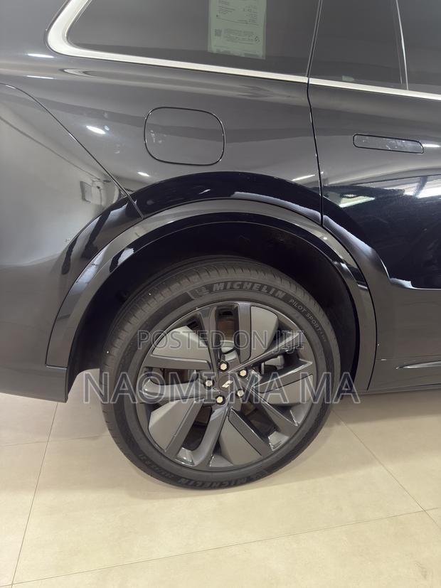 New Li Auto L9 1.5 Hybrid AWD 2025 Black