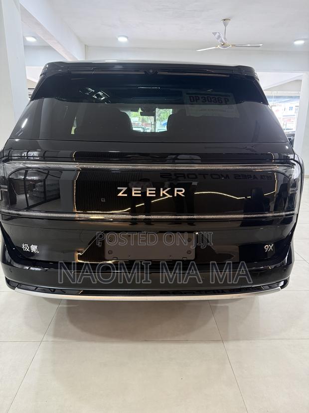 New Zeekr 9X 2025 Black