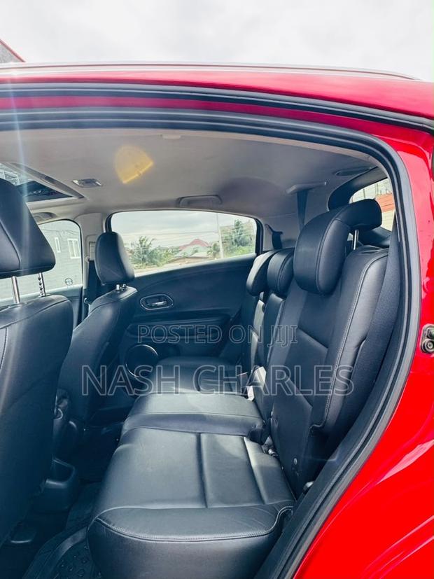 Honda HR-V 4dr SUV (1.5L 4cyl CVT) 2016 Red
