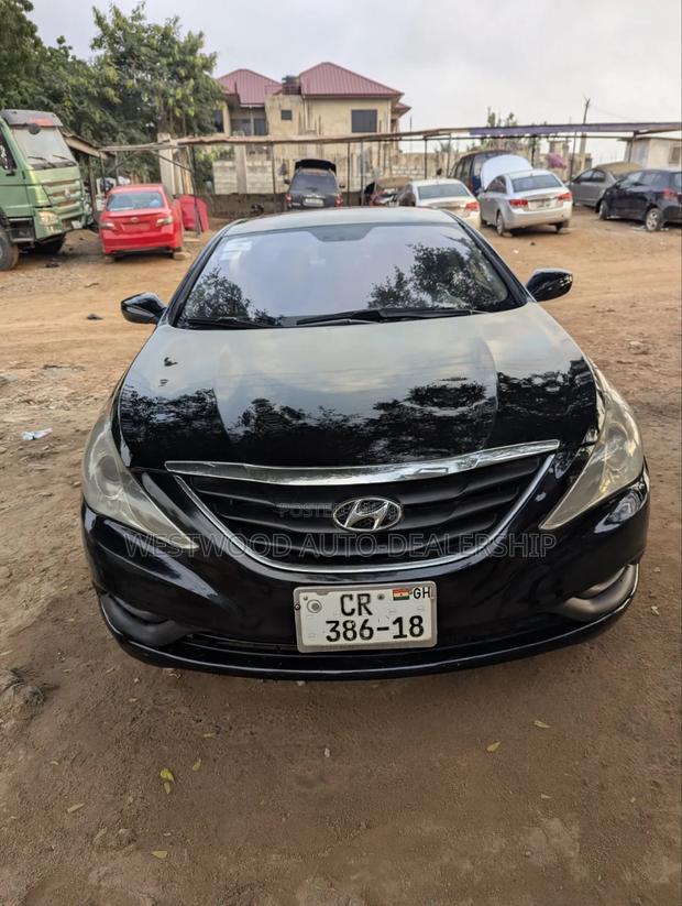Hyundai Sonata GLS Sedan FWD (2.4L 4cyl 6A) 2012 Black