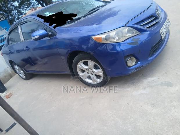 Toyota Corolla 2013 Brown