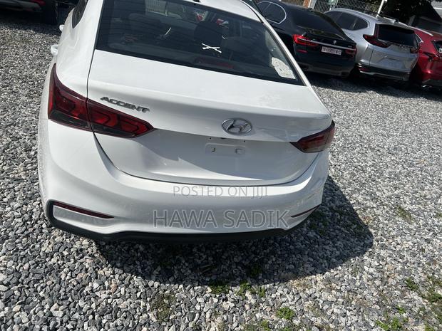 Hyundai Accent SE 2018 White