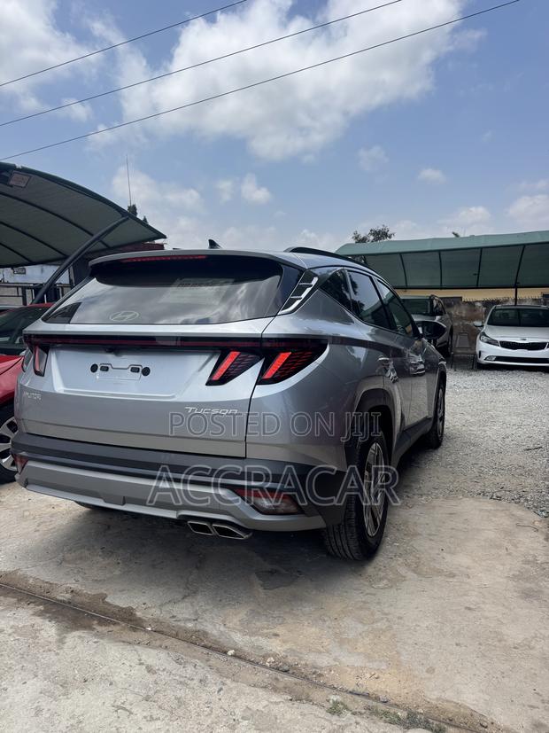 Hyundai Tucson 2025 Gray