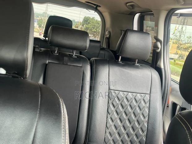 Toyota Voxy ZS 4WD 8-Seater 2015 White