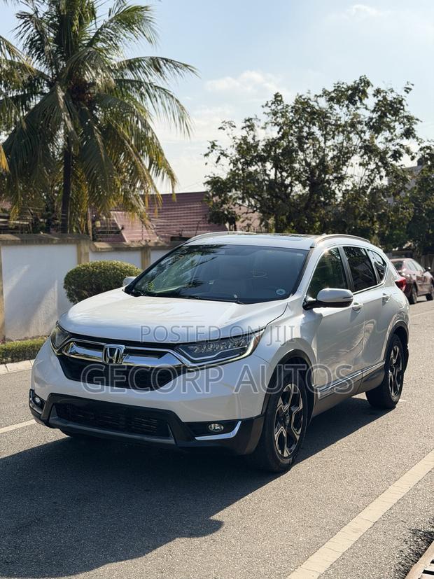 Honda CR-V Touring 4dr SUV AWD (1.5L 4cyl CVT) 2017 White
