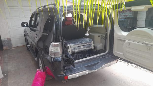 Mitsubishi Pajero 2015 Black