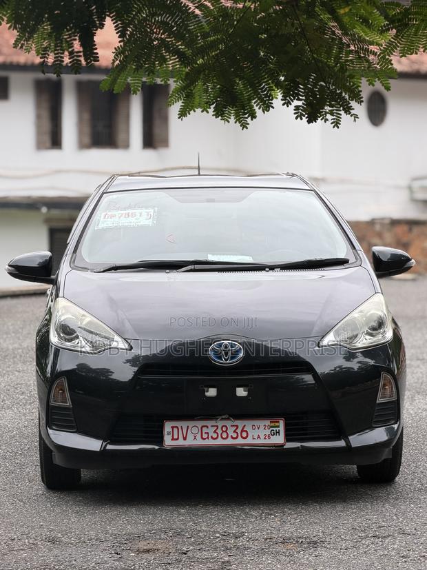 Toyota Aqua 2012 Matt Black