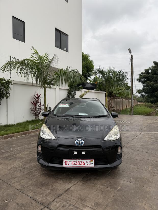 Toyota Aqua 2012 Matt Black