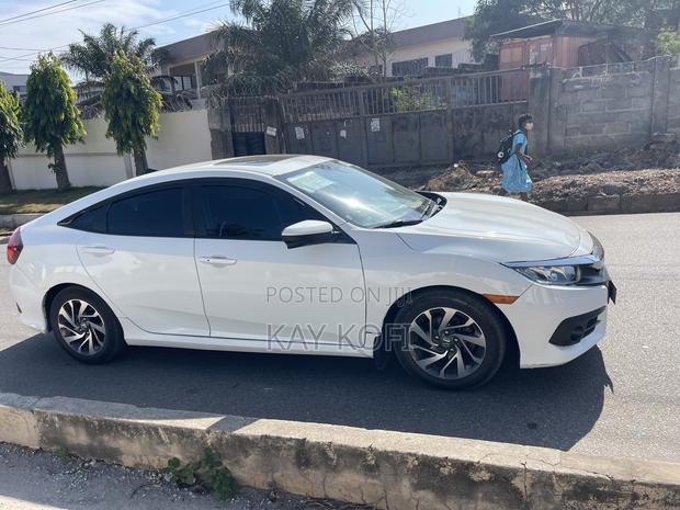 Honda Civic 2016 White