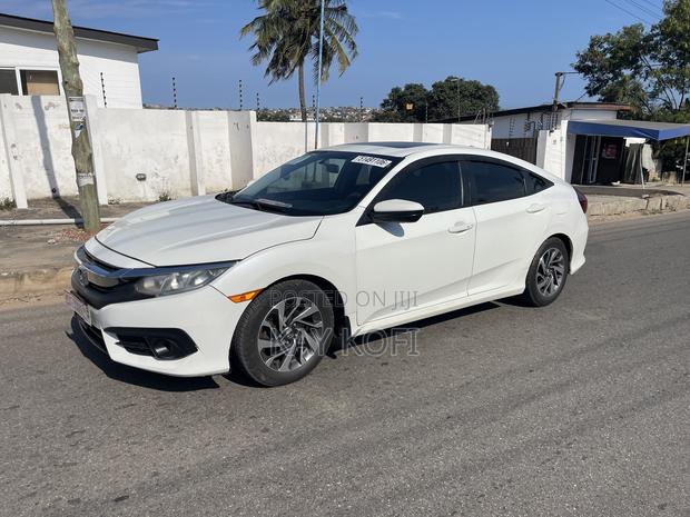 Honda Civic 2016 White