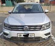 Volkswagen Tiguan 2.0T SE 2021 White for sale