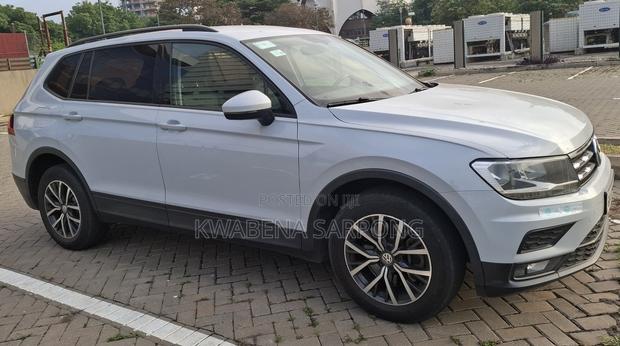 Volkswagen Tiguan 2.0T SE 2021 White