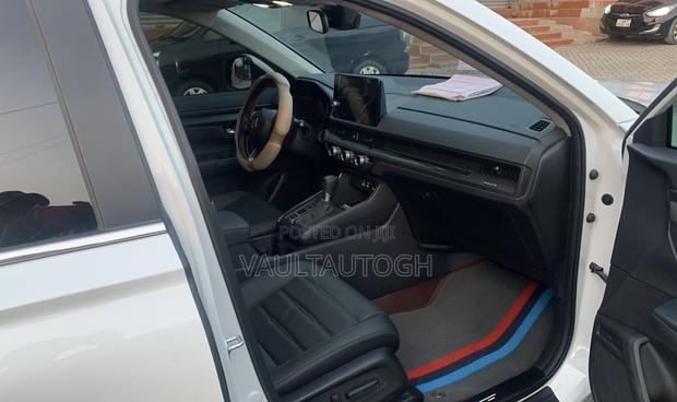 Honda CR-V 2025 White
