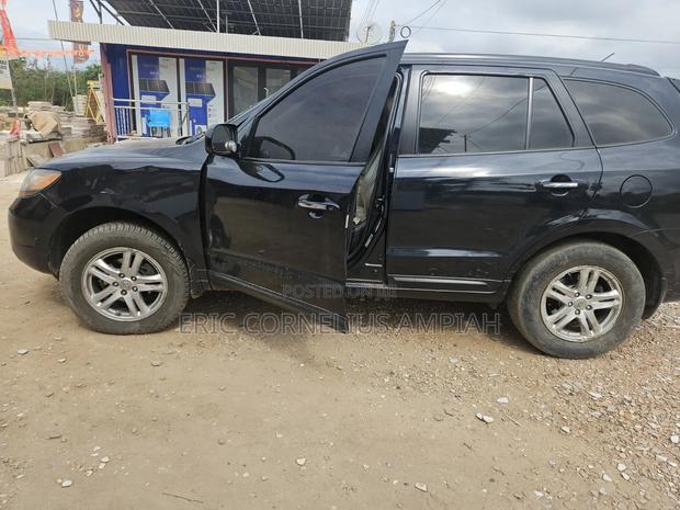 Hyundai Santa Fe 2010 Black