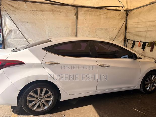 Hyundai Elantra 2014 White