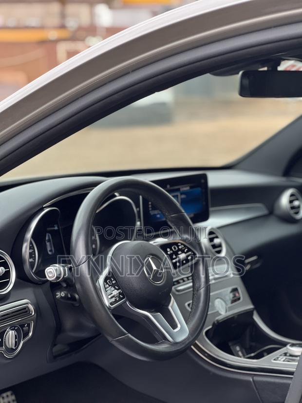 Mercedes-Benz C300 2020