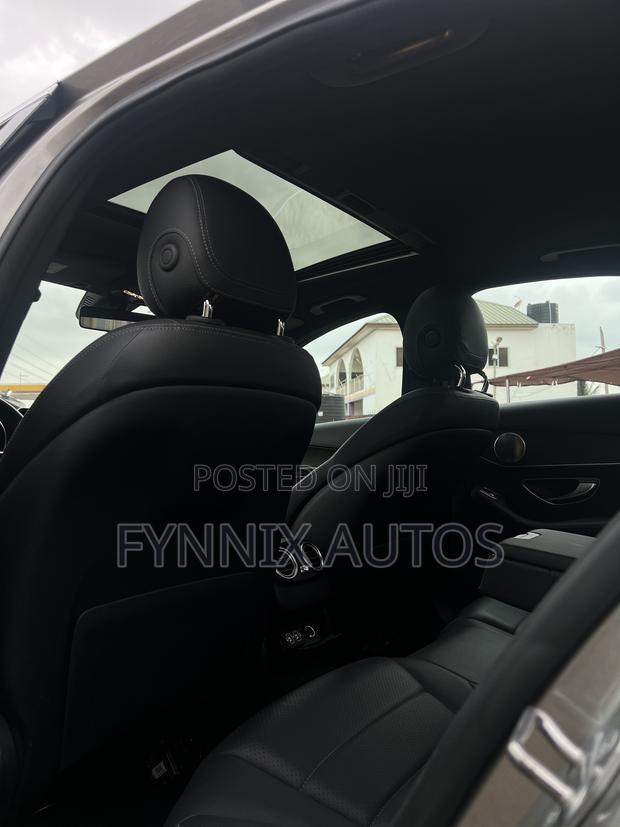Mercedes-Benz C300 2020