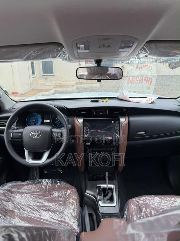 New Toyota Fortuner 2025 Black