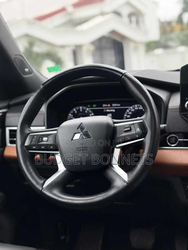Mitsubishi Outlander Sport SEL 2024 Black