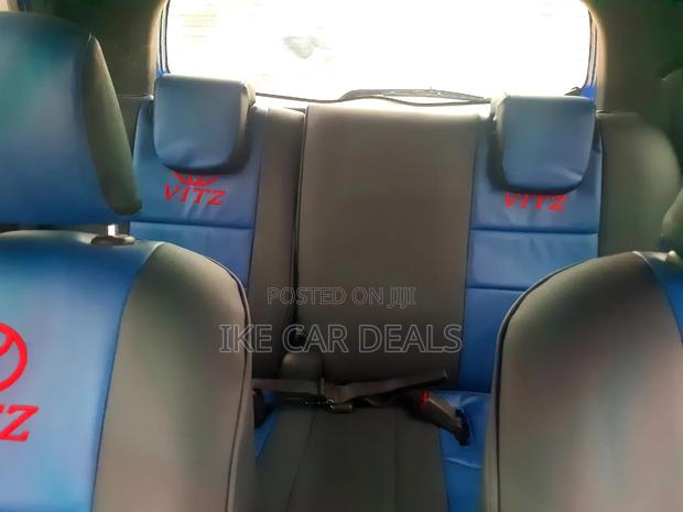 Toyota Vitz 2010 Blue