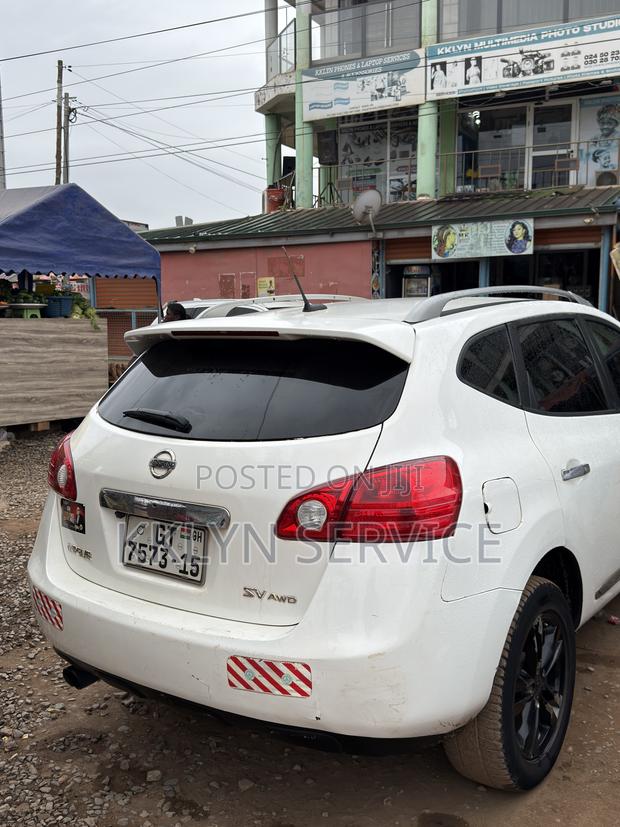 Nissan Rogue S 2013 White