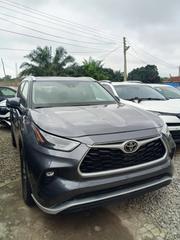 Toyota Highlander XLE 2021 Gray for sale