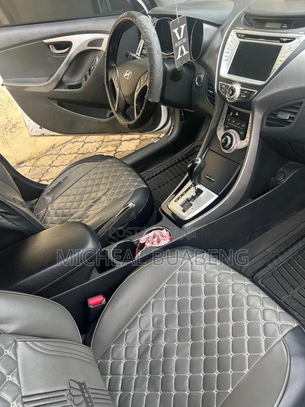 Hyundai Elantra 2013 White