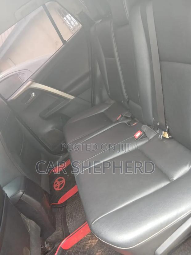 Toyota RAV4 Limited 4dr SUV AWD (2.5L 4cyl 6A) 2015 Black