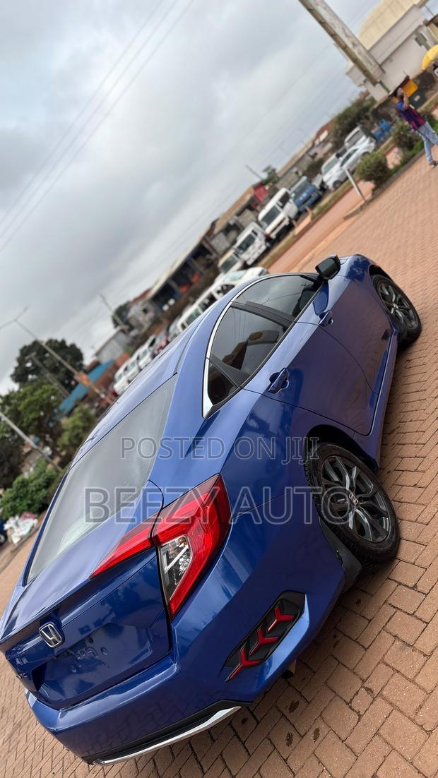 Honda Civic LX 4dr Sedan (2.0L 4cyl) 2016 Blue